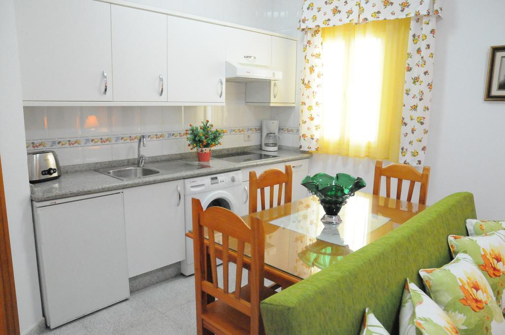 EmyCanarias Holiday Homes Vecindario (Gran Canaria) Quarto foto